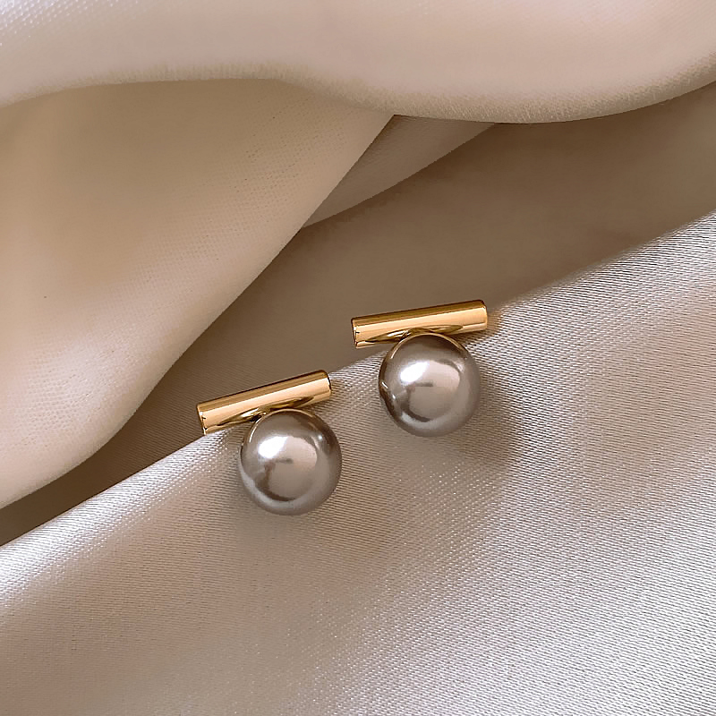 Elegant Dark Pearl Earrings in Gold (BUY 1 GET 1 FREE)