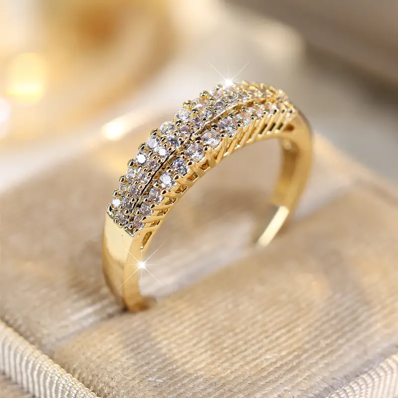 Elegant Zirconia Gold Ring
