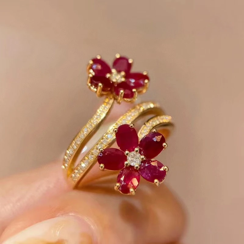 Spiral Red Daisy Gold Ring